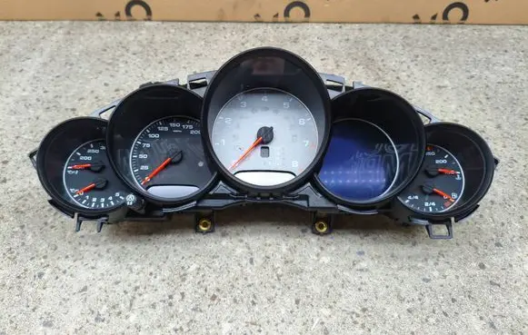 Porsche Panamera (970) Speedometer (instrument cluster) 97064115606 8410427 SW27071600