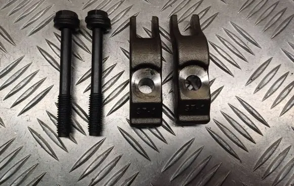 Fuel Injector clamp holder