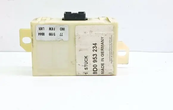 Audi A4 S4 B5 8D Immobilizer control unit/module 8D0953234
