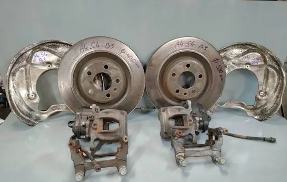 Audi A4 S4 B9 Rear brake caliper 8W0615405AK 8W0615406AK 8W0615611A
