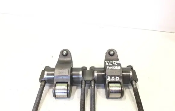 Volkswagen PASSAT B6 Other cylinder head part 