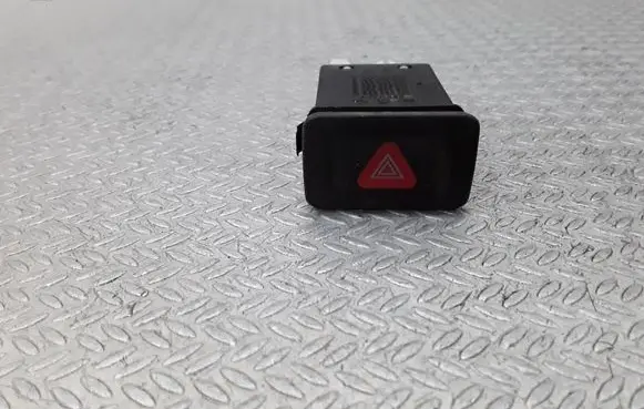 Volkswagen Golf IV Hazard light switch 1J0953235A