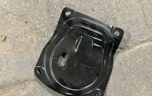 Renault Arkana Other engine bay part 748465164R