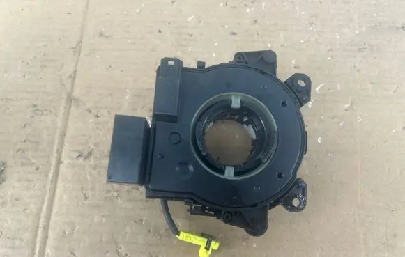 Nissan Leaf I (ZE0) Airbag slip ring squib (SRS ring)