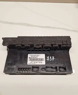 Mercedes-Benz C W203 Fuse module 2035451801 5DK00848640