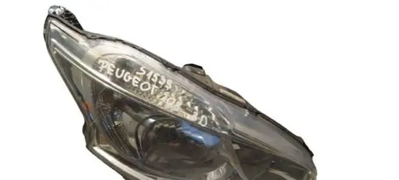 Peugeot 208 Headlight/headlamp