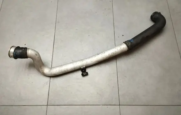 Volkswagen Phaeton Intercooler hose/pipe 3D0145834T