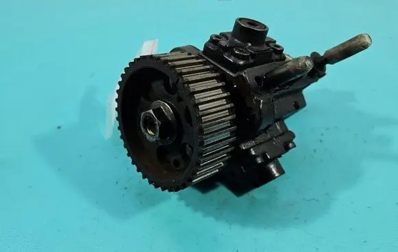 Alfa Romeo 159 Fuel injection high pressure pump 0445010123 IMPRK1483615