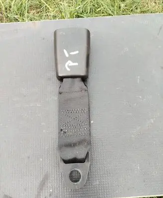 Alfa Romeo 147 Rear seatbelt buckle 104510N04 G481180706