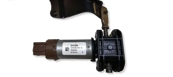 Jeep Grand Cherokee WL Seat adjustment motor C91508100
