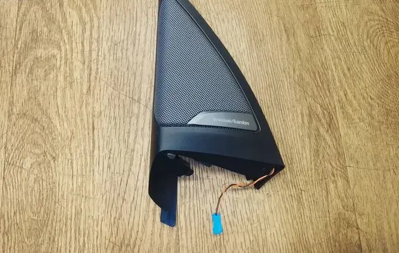 BMW X3 G01 Front door high frequency speaker 7419327