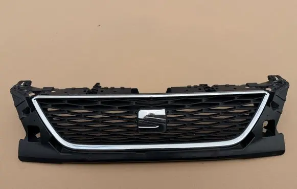 Seat Leon (5F) Top upper radiator support slam panel 5F0853692
