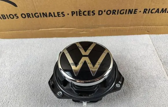 Volkswagen Polo VI Tailgate handle with camera 2G0827469T 2G0827469TDPJ S40002