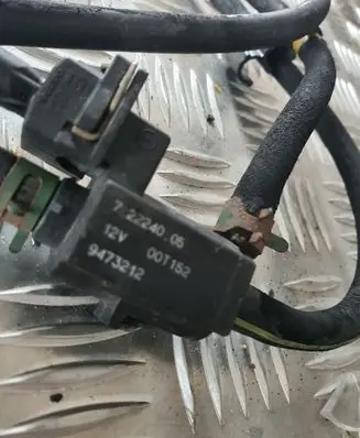 Volvo V70 Turbo solenoid valve 9473212
