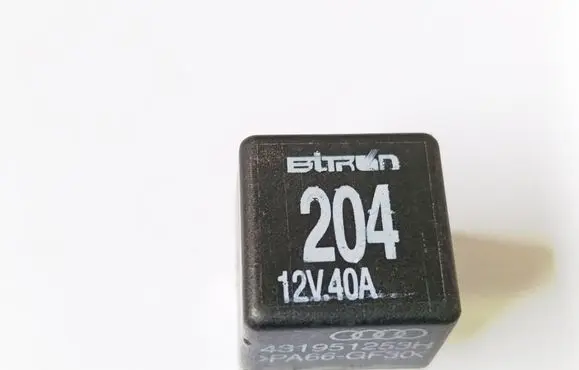 Audi A4 S4 B5 8D Other relay 431951253H