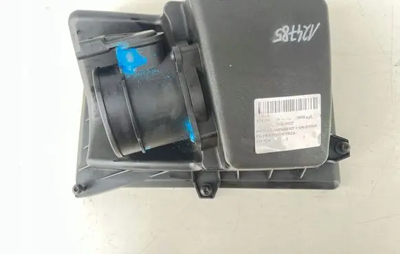Mazda 3 I Air filter cleaner box bracket assembly 1247853M5U9643FD