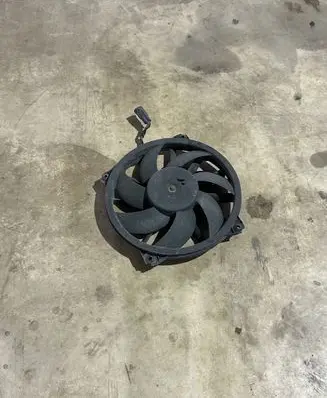 Citroen Berlingo Fan impeller M153276