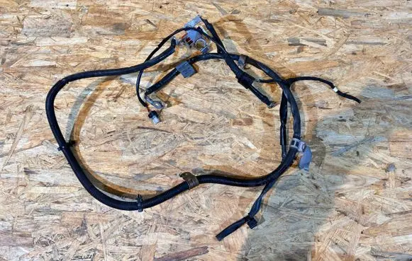 Mercedes-Benz A W176 Positive cable (battery) A2465407732