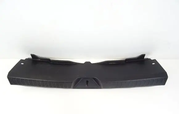 Mazda 3 III Trunk/boot sill cover protection