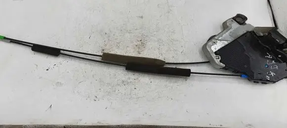 Lexus IS 220D-250-350 Front door lock NOCODE