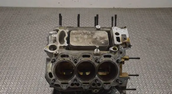 Alfa Romeo Giulia Engine block 0002475 670050436