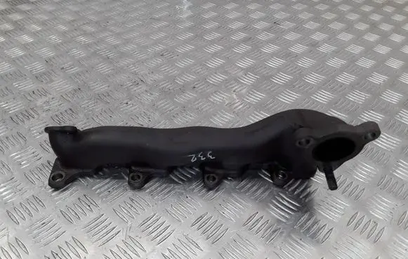 Toyota Auris E180 Exhaust manifold