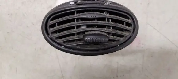 Ford Focus Dashboard side air vent grill/cover trim 98AB19893BJW