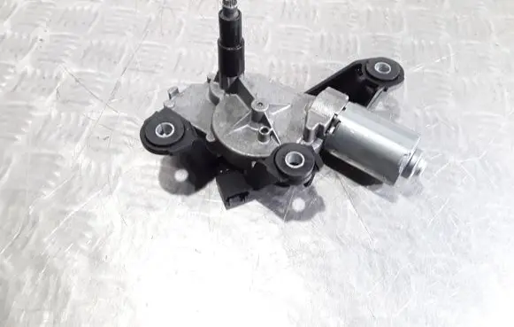 Nissan Qashqai Rear window wiper motor 0390201820 28710JD000