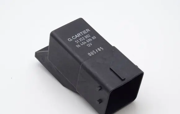 Citroen C4 I Glow plug pre-heat relay 9640469680 51252002