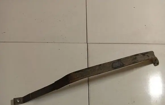 KIA Sportage Fuel tank mounting bracket