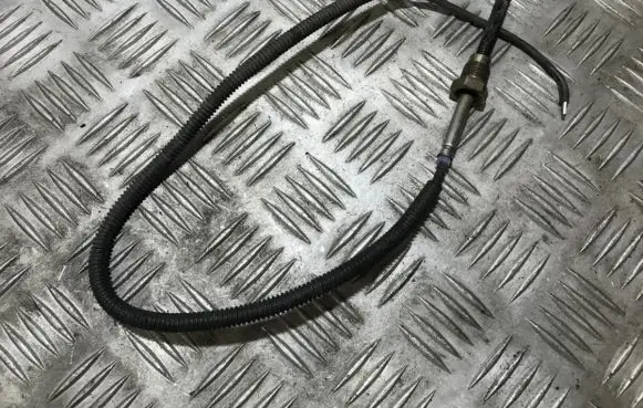 Mercedes-Benz C AMG W204 Exhaust gas temperature sensor a0071539528 11283224