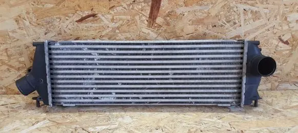 Hyundai i40 Intercooler radiator 988650B 93854162