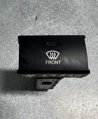 Hyundai Santa Fe Quarter vent window switch 93570-2B000S4