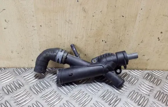 Volkswagen PASSAT B7 Engine coolant pipe/hose 03L121131AA 03L121157AL
