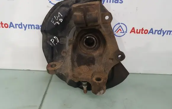 BMW 5 E60 E61 Front wheel hub spindle knuckle 31216768316 553025303