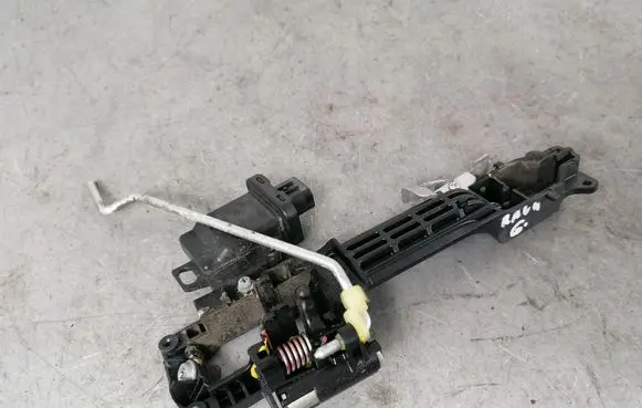 Toyota RAV 4 (XA30) Tailgate/trunk/boot lock/latch/bracket 8999130040 48411010610