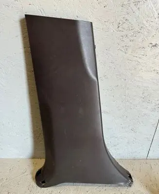 Mercedes-Benz GLE (W166 - C292) (B) pillar trim (bottom) A1666900025