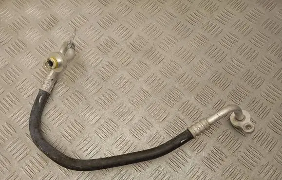 Volvo XC60 Air conditioning (A/C) pipe/hose 32400319