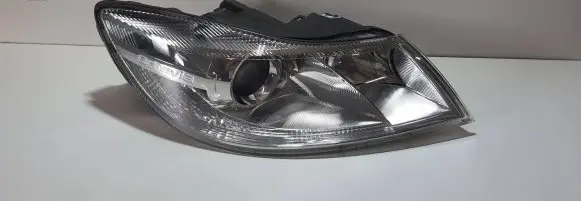 Skoda Octavia Mk2 (1Z) Headlight/headlamp 1Z1941016F 1EL24705202 24705202001118