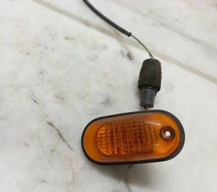 Hyundai Galloper Front fender indicator light 6R01356
