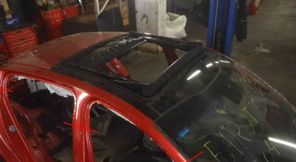 KIA Stinger Roof 