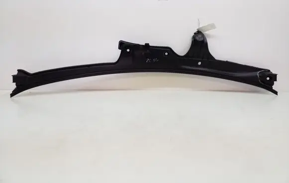 Mercedes-Benz S W221 Wiper trim A2218300028