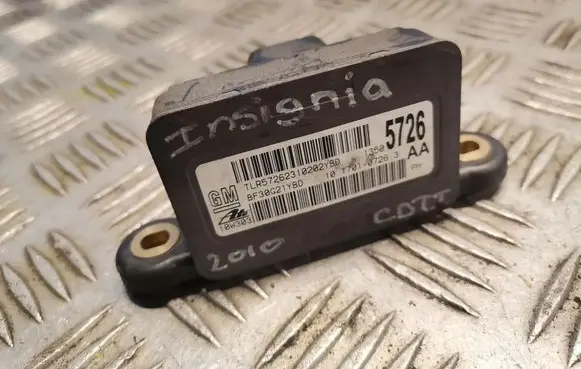 Opel Insignia A Yaw turn rate sensor 13505726