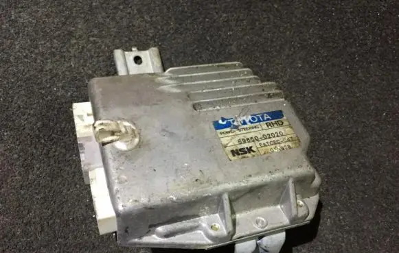 Toyota Corolla E120 E130 Power steering control unit/module 8965002020 eatcec-047
