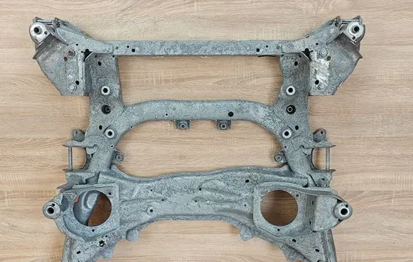 BMW 4 G22 G23 G24 G26 Front axle beam 8831665
