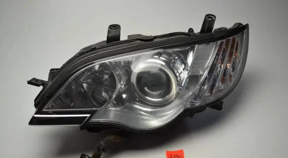 Subaru Legacy Headlight/headlamp 12190
