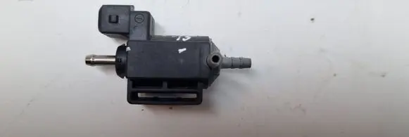 Land Rover Discovery 4 - LR4 Turbo solenoid valve 70243600
