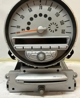 Speedometer (instrument cluster)