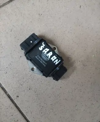 Audi A4 S4 B5 8D Ignition amplifier control unit 5DA00662377