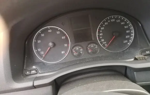 Volkswagen Golf V Speedometer (instrument cluster)